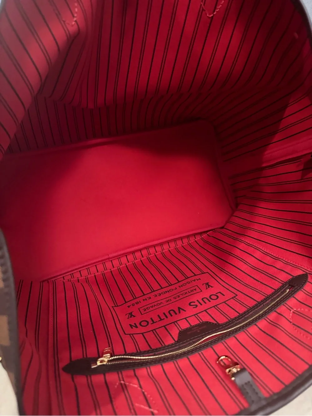 Louis Vuitton classic louis